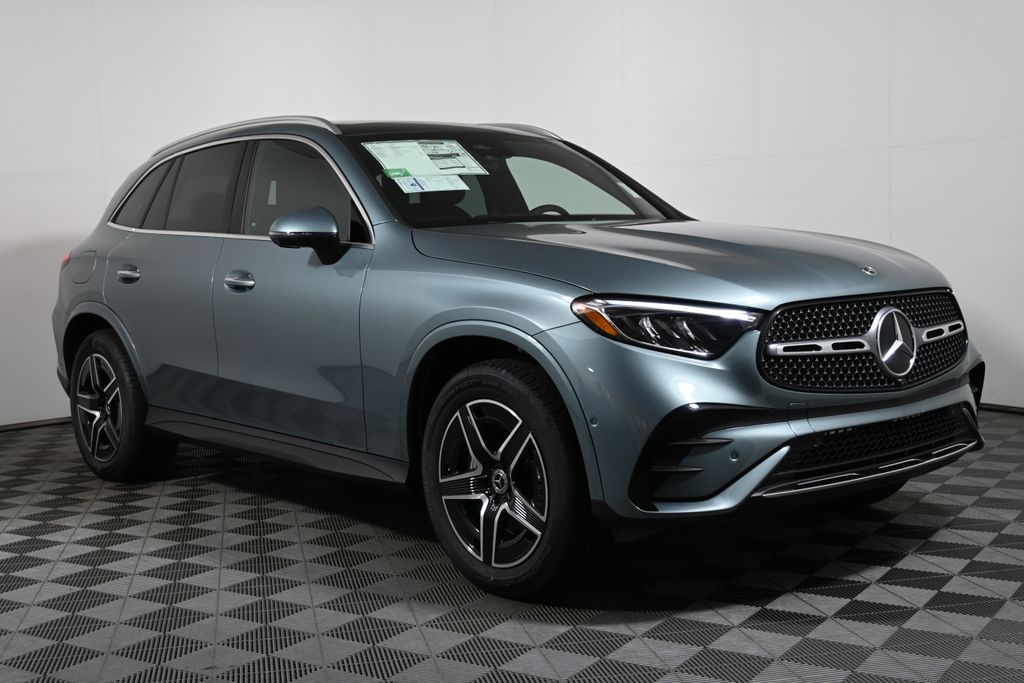 Thumbnail: 2026 Mercedes-Benz GLC - 8