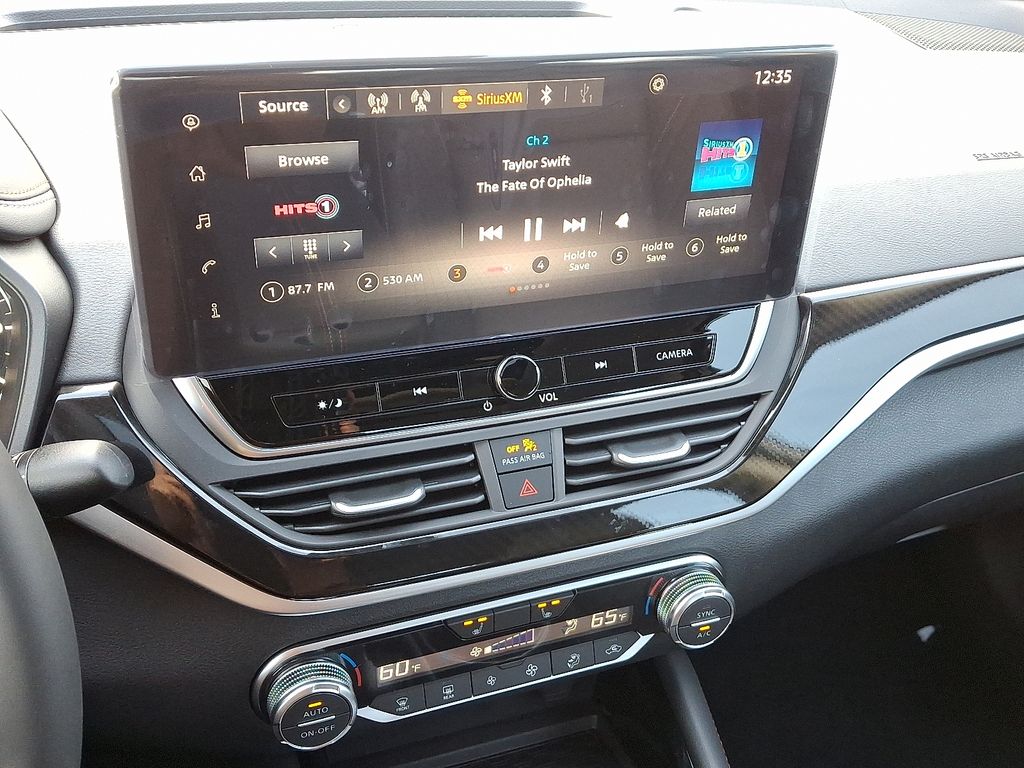 Thumbnail: 2025 Nissan Altima - 8