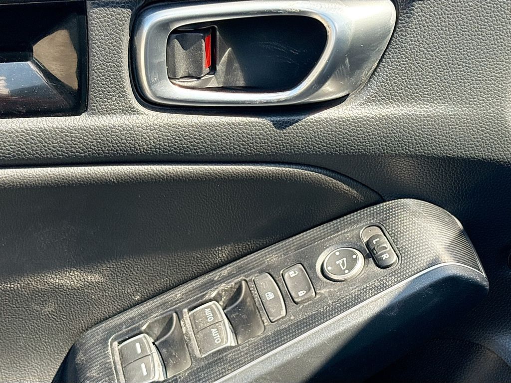 Used 2023 Black Honda Touring image 18