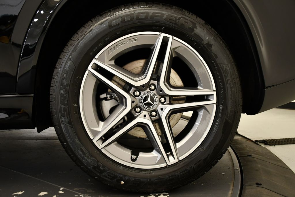 Thumbnail: 2026 Mercedes-Benz GLE - 14