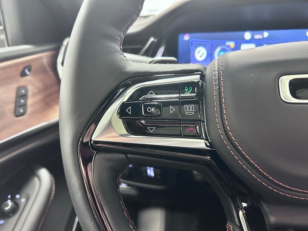 new 2026 Jeep Grand Cherokee car, priced at $64,280