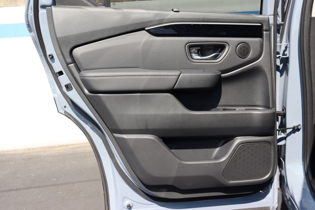 Thumbnail: 2025 Honda Pilot - 11