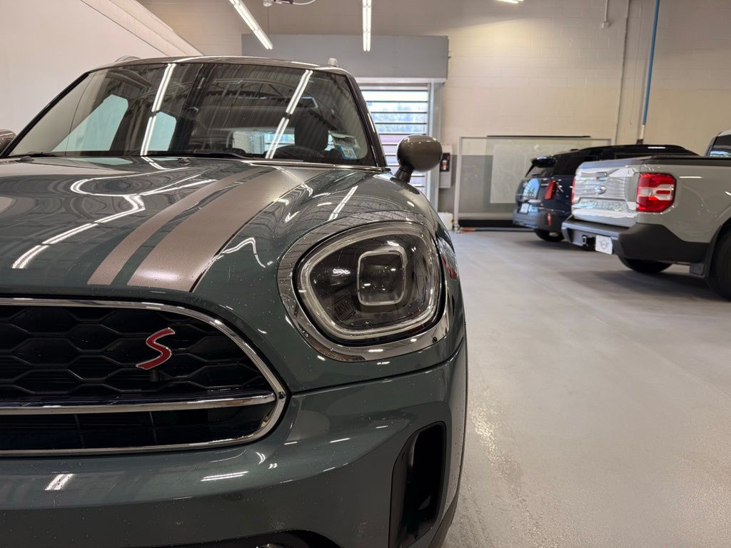 2023 MINI Cooper Countryman S 9