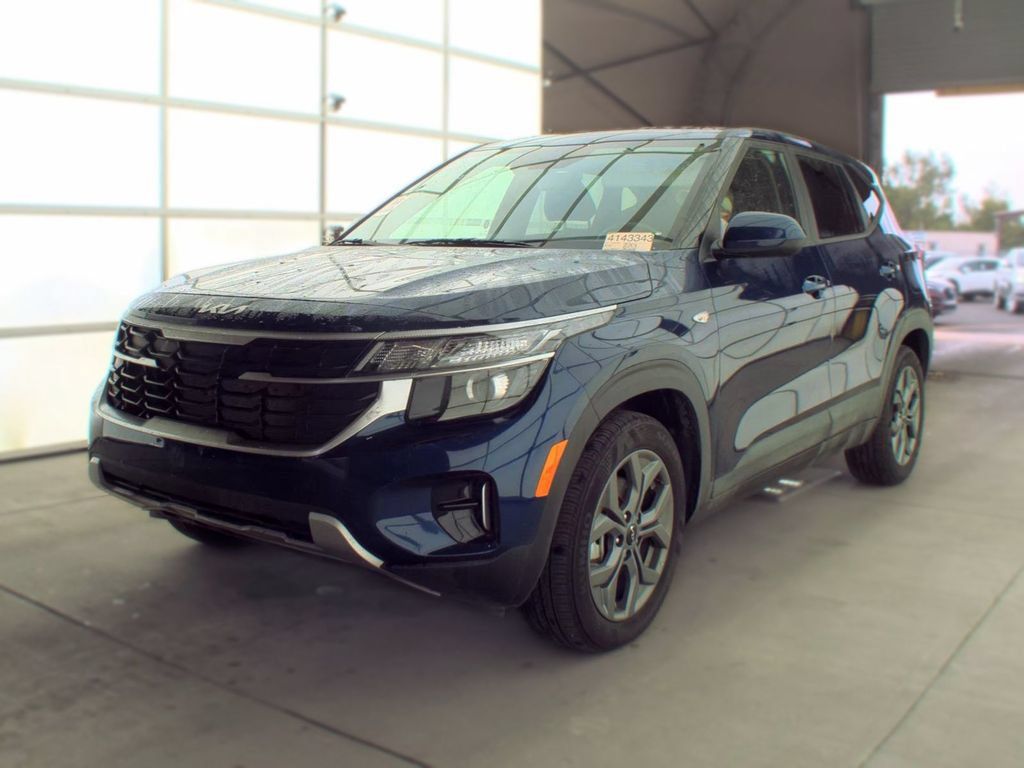 Blue 2026 Kia Seltos SUV / Crossover All-Wheel Drive Continuously Variable Transmission