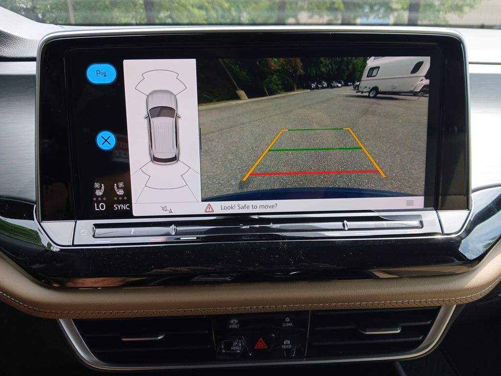 New 2026 Blue Volkswagen SE w/Technology image 19