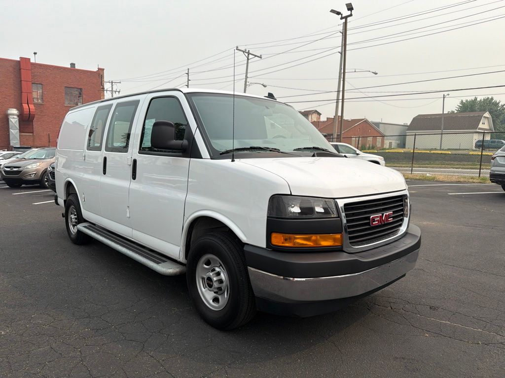 Summit White 2025 GMC Savana Cargo Van Rear-Wheel Drive 8-Speed Automatic Overdrive