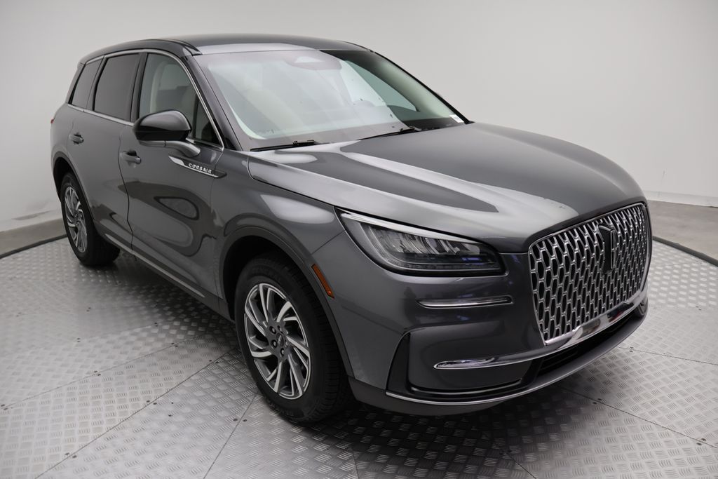 Thumbnail: 2023 Lincoln Corsair - 6