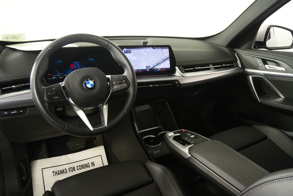 Thumbnail: 2023 BMW X1 - 17