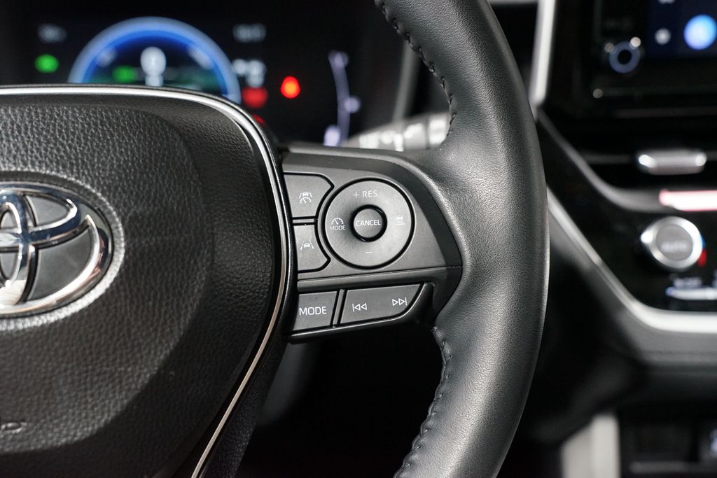 Thumbnail: 2025 Toyota Corolla Cross - 13