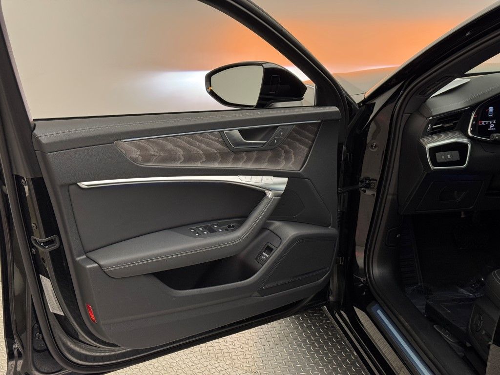 Thumbnail: 2024 Audi A6 - 28