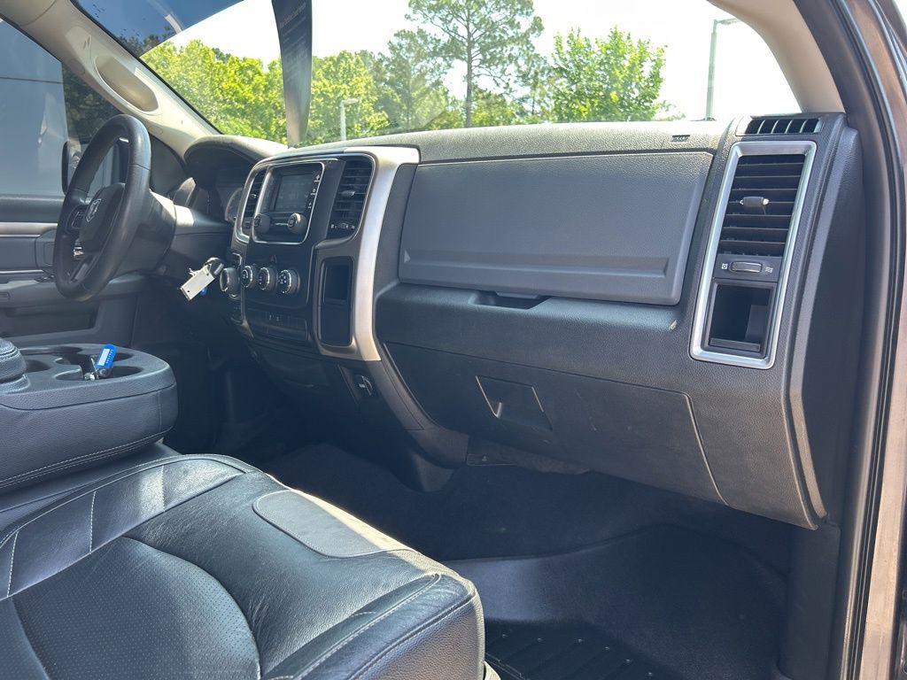 2019 Ram 1500 Classic SLT