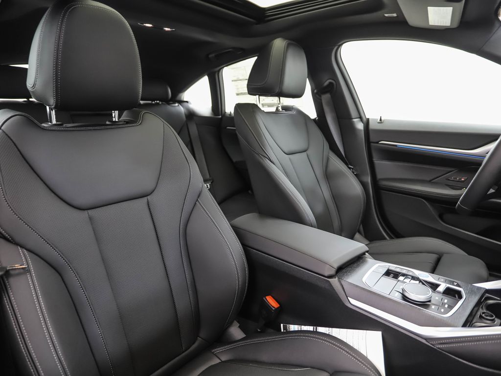 2025 BMW i4 xDrive40 29