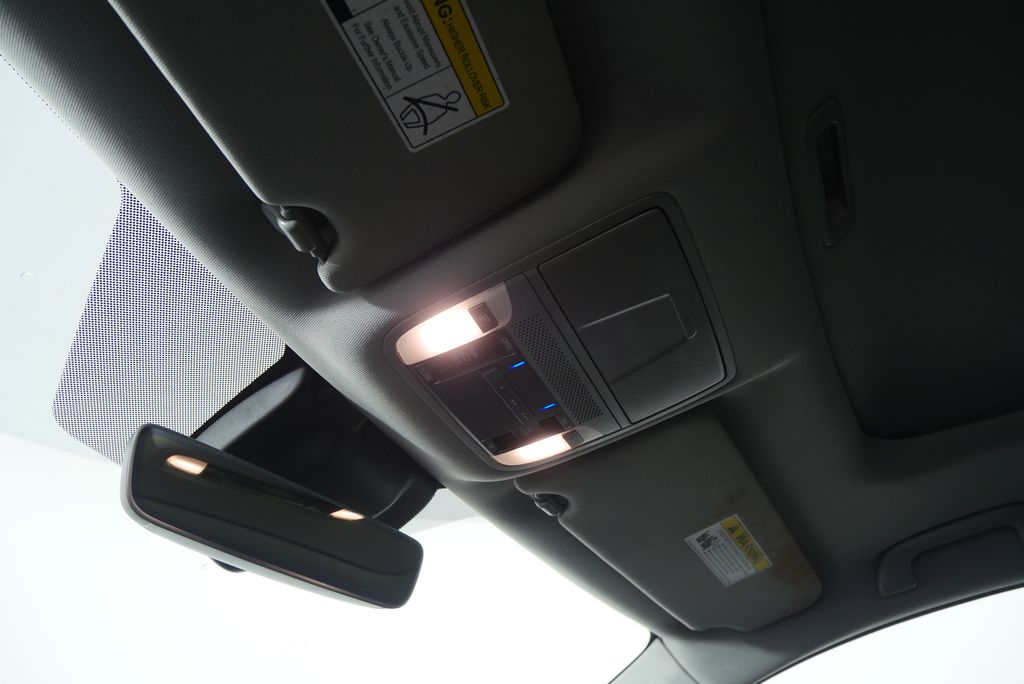 Thumbnail: 2018 Acura MDX - 16