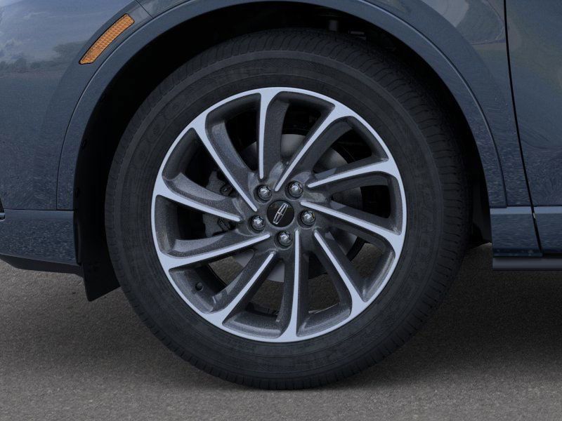 New 2025 Whisper Blue Metallic Clearcoat Lincoln Grand Touring image 19