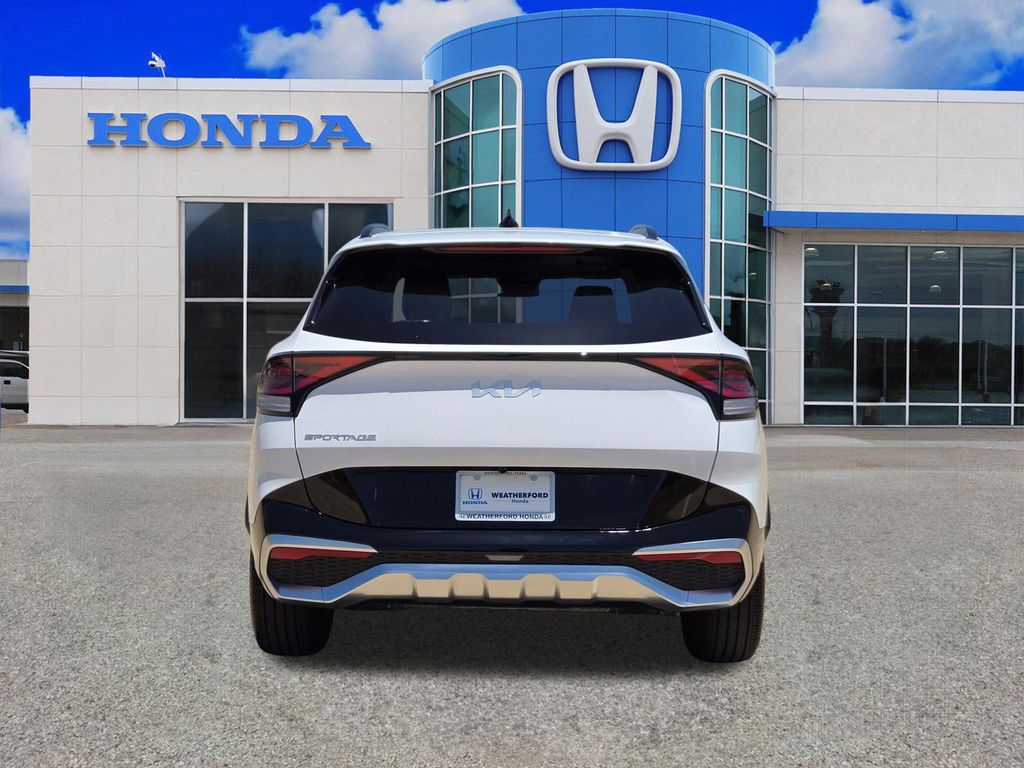 Used 2025 Kia Sportage SUV