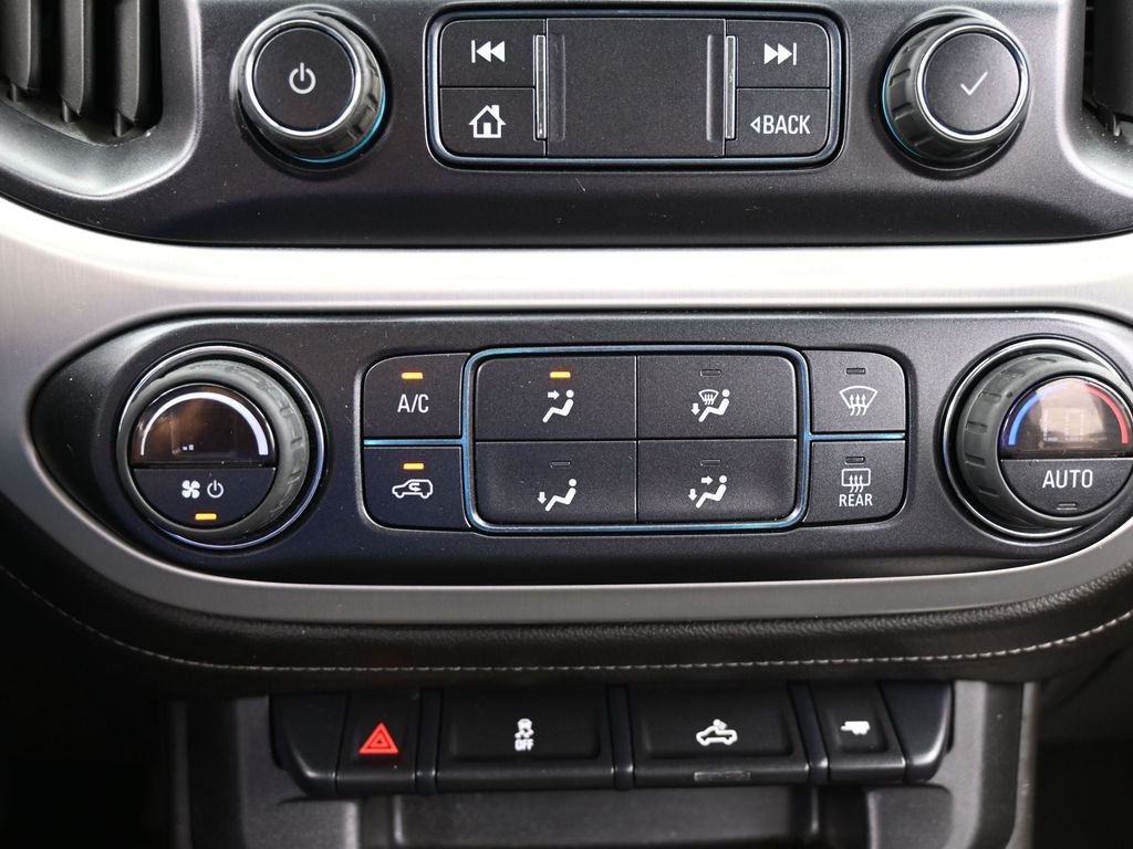 Used 2021 Satin Steel Metallic GMC Elevation image 21