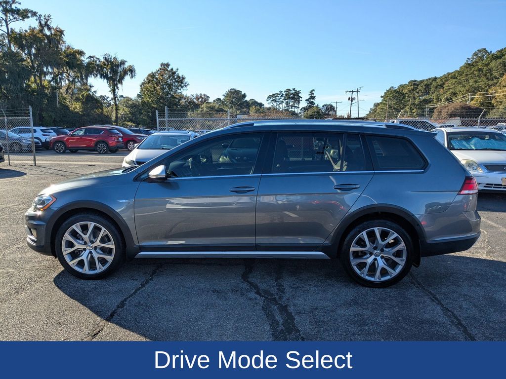 2018 Volkswagen Golf Alltrack TSI S
