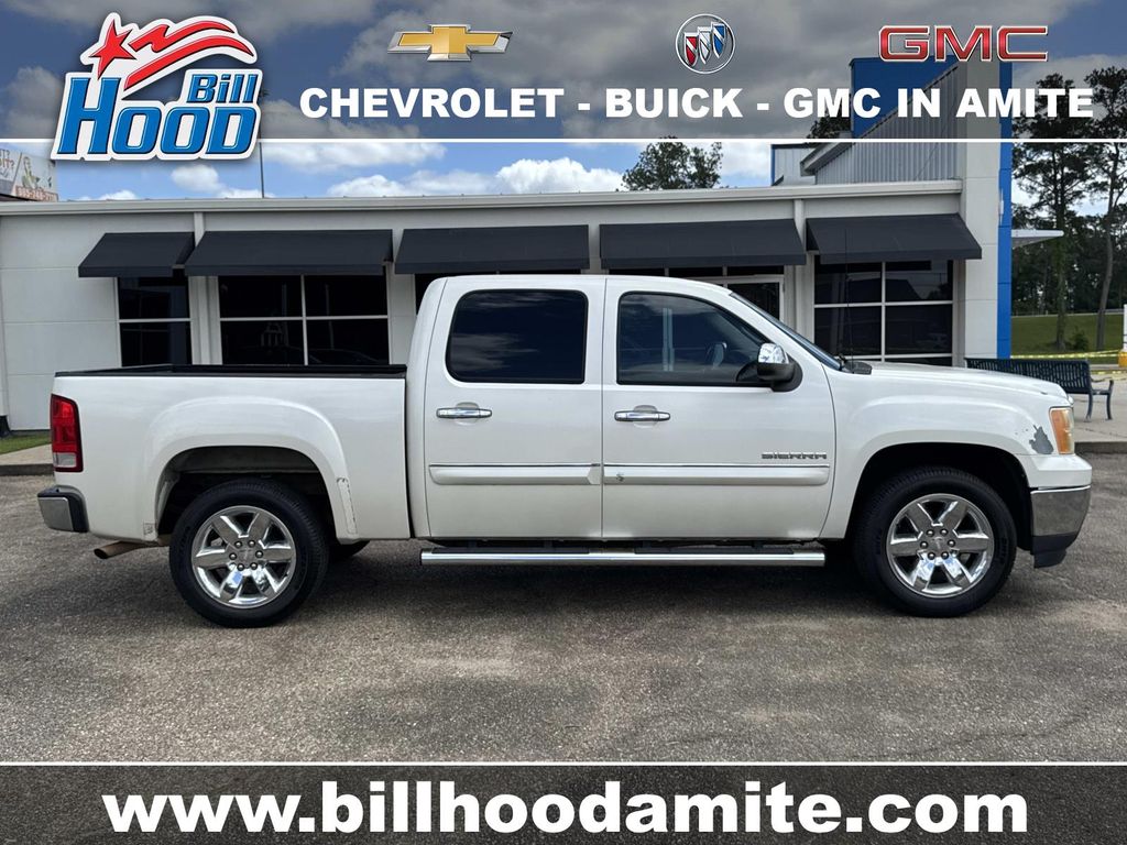 White Diamond Clearcoat 2012 GMC Sierra 1500 SLE Crew Cab Pickup Truck 4X2 6-Speed Automatic