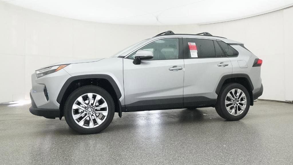 Thumbnail: 2025 Toyota RAV4 - 30