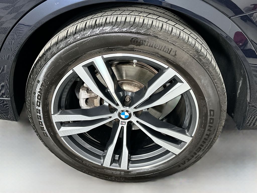 Thumbnail: 2025 BMW X7 - 30