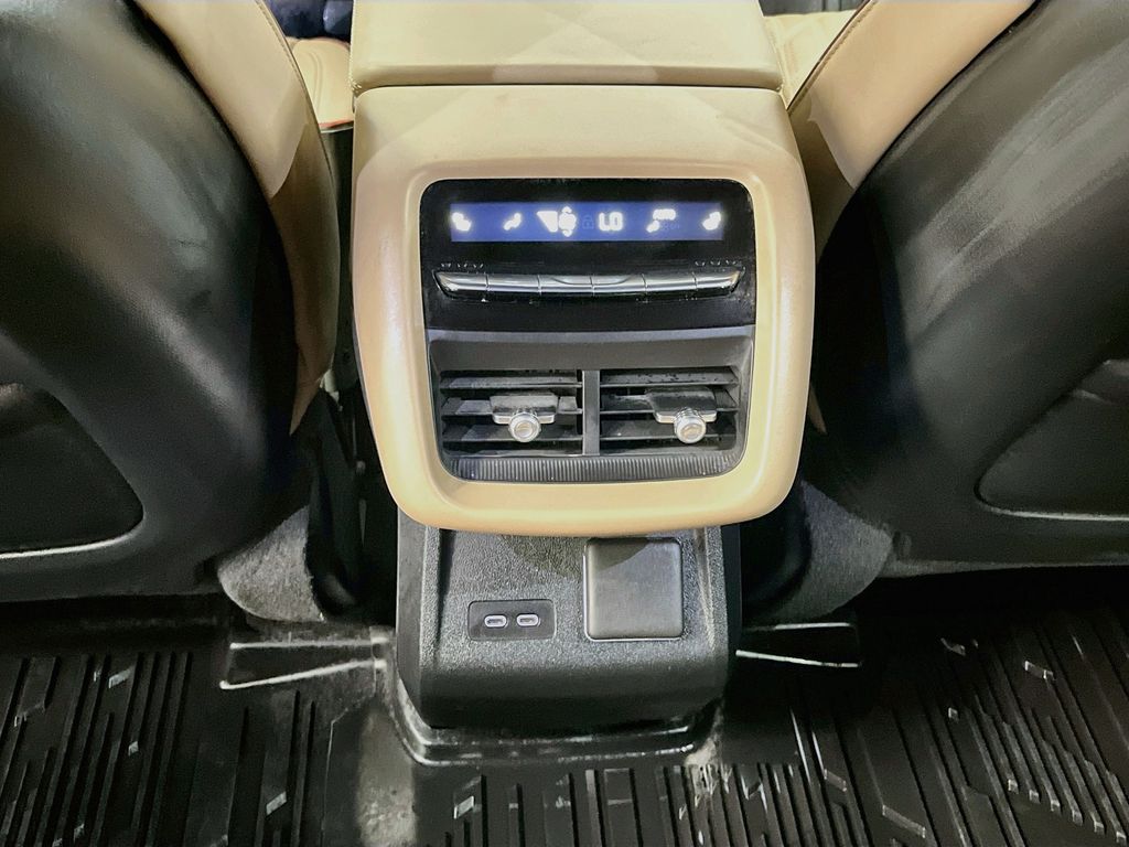 Used 2026 Green Cadillac Signature Luxury image 27