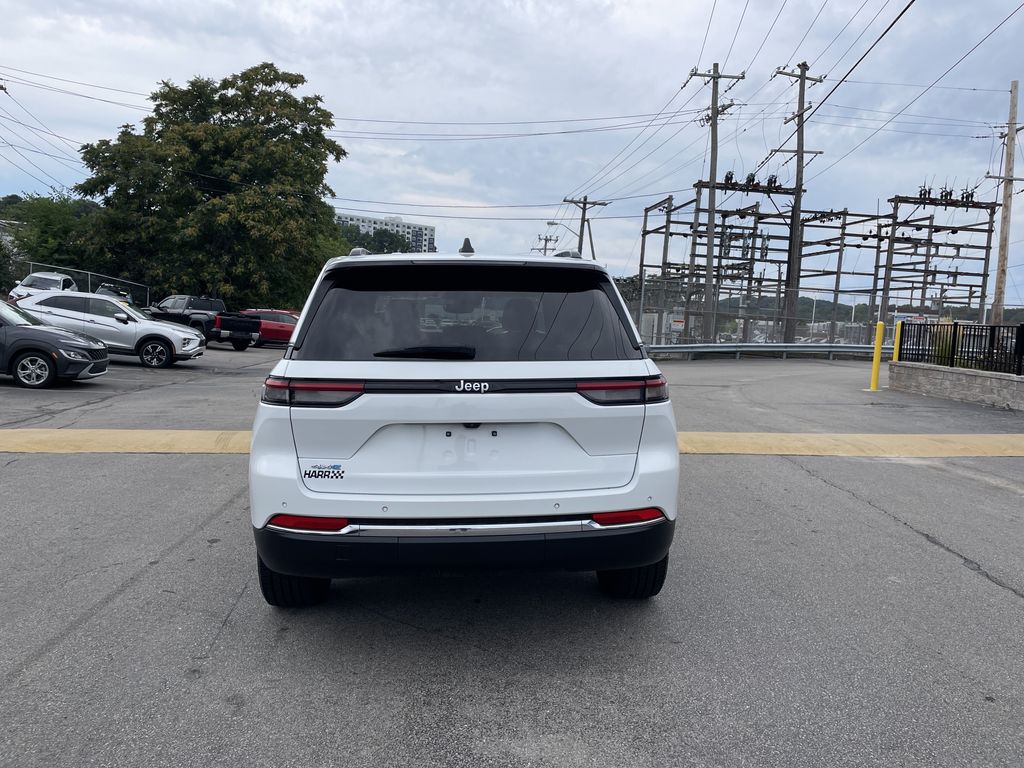 Used 2024 Jeep Grand Cherokee SUV