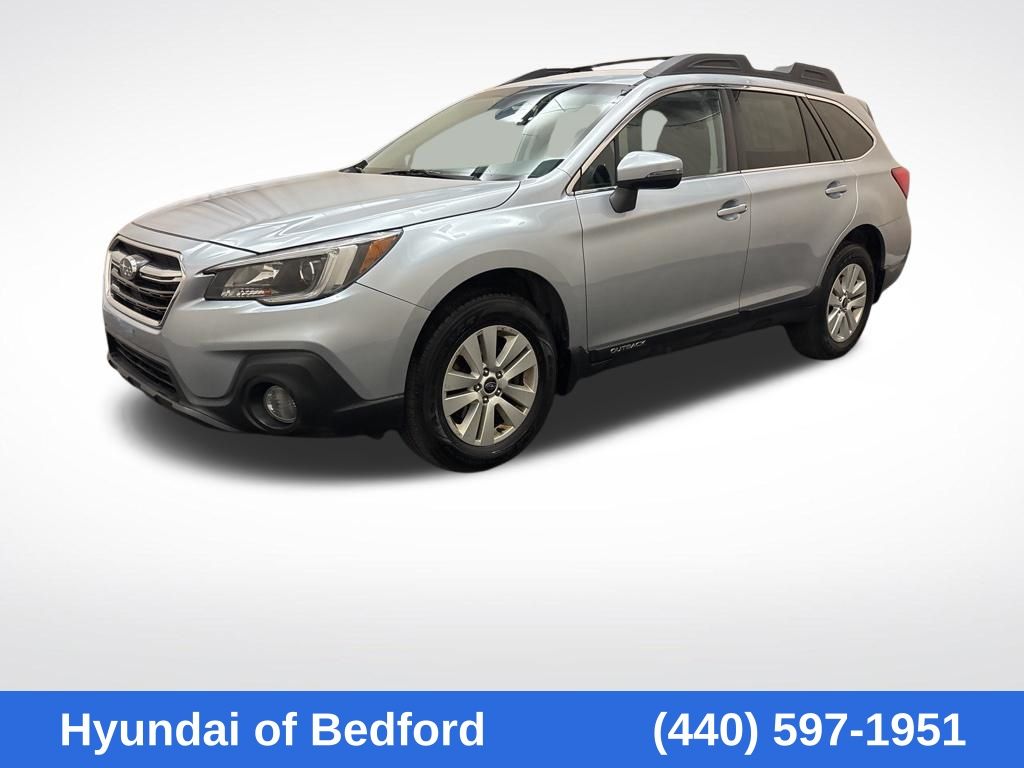 Ice Silver Metallic 2018 Subaru Outback 2.5i Premium AWD Wagon All-Wheel Drive Continuously Variable Transmission
