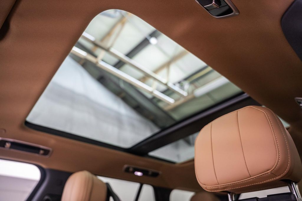 Land RoverRange Rover43