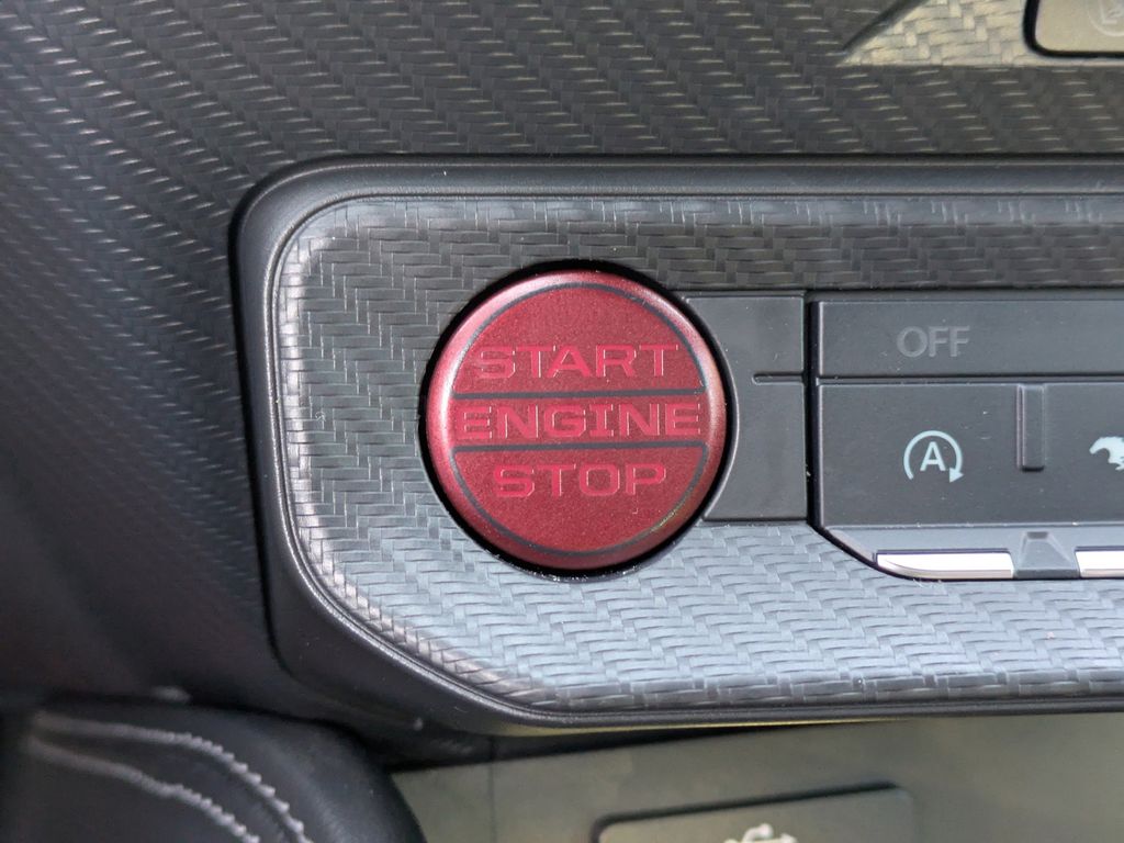 2025 Ford Mustang GT Premium Fastback