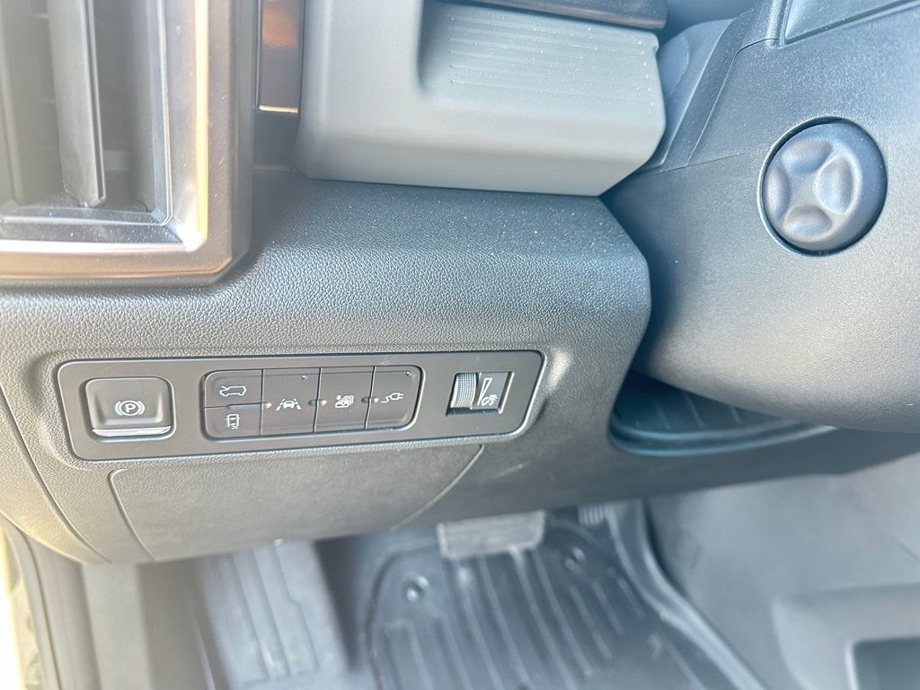 New 2025 GMC Hummer EV SUV SUV