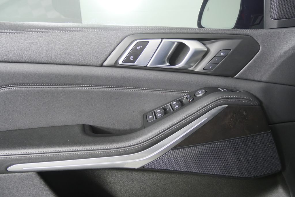 Thumbnail: 2023 BMW X5 - 9