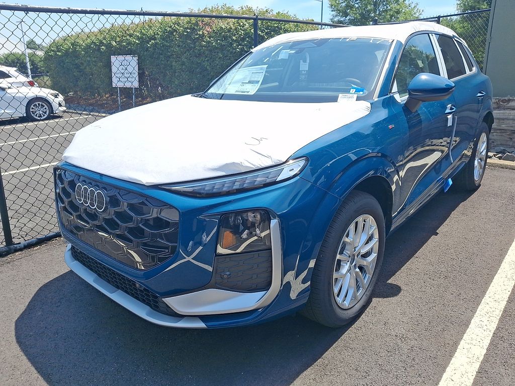 Thumbnail: 2026 Audi Q3 - 1