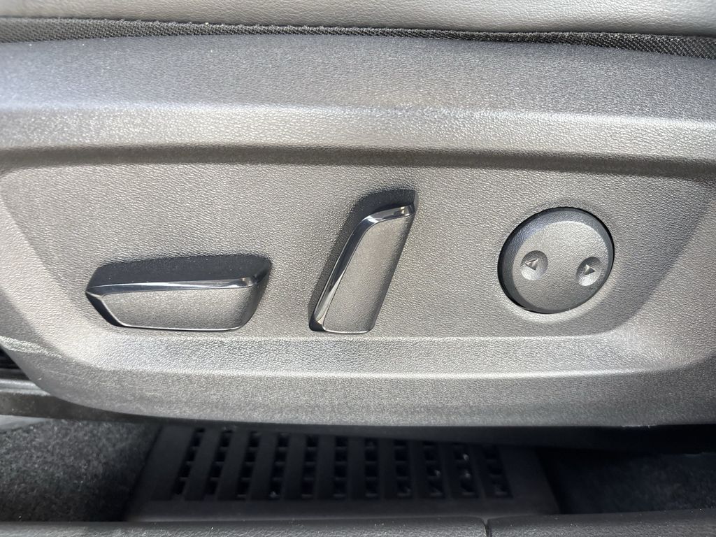 Used 2023 Nissan Rogue SUV