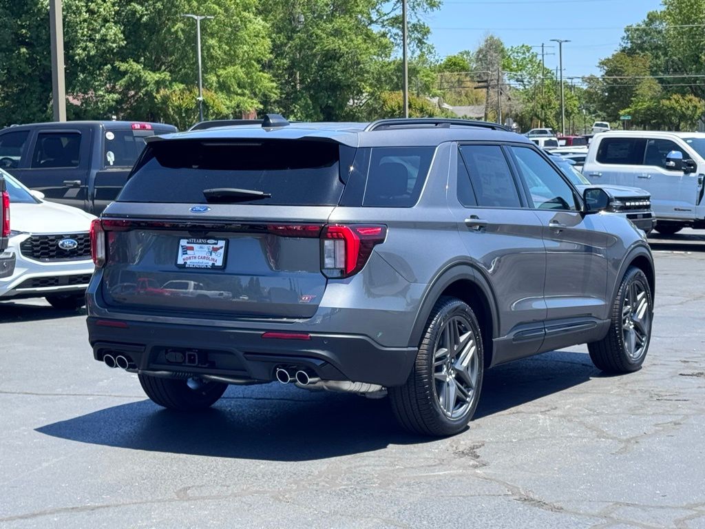 FordExplorer19