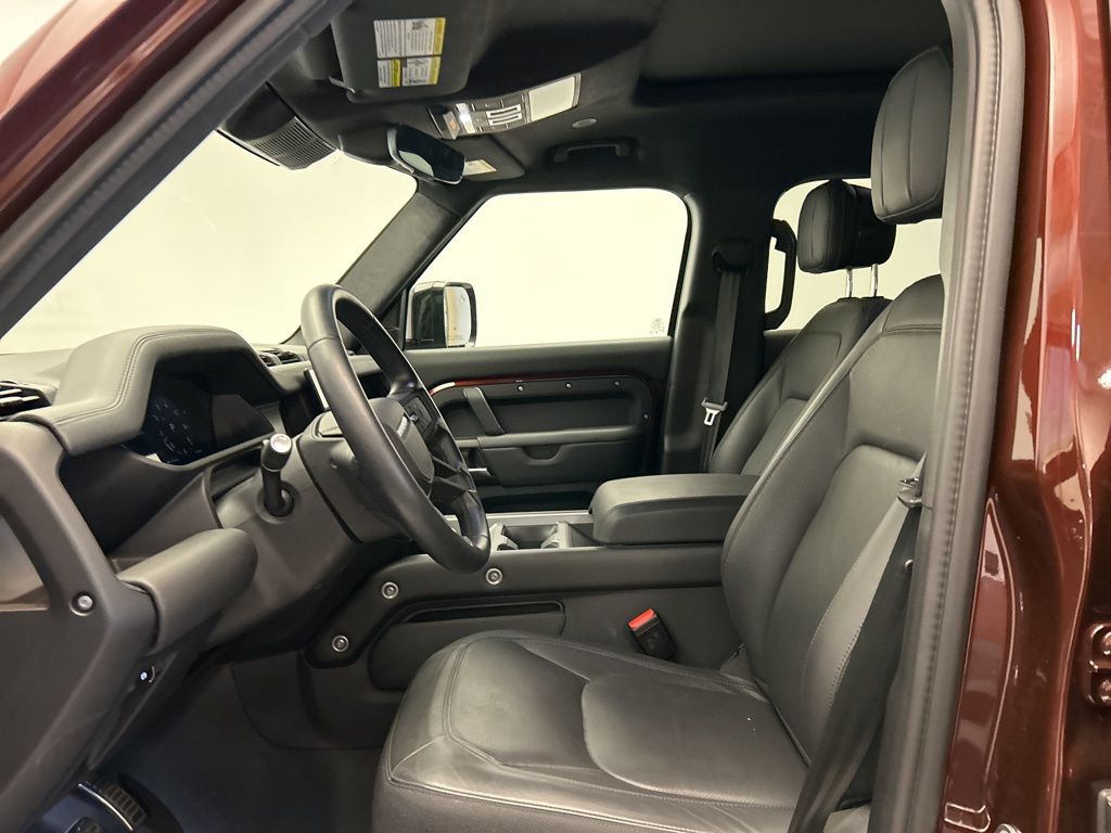 Thumbnail: 2025 Land Rover Defender - 12