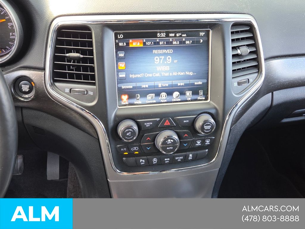 Used 2017 Gray Jeep Altitude image 21