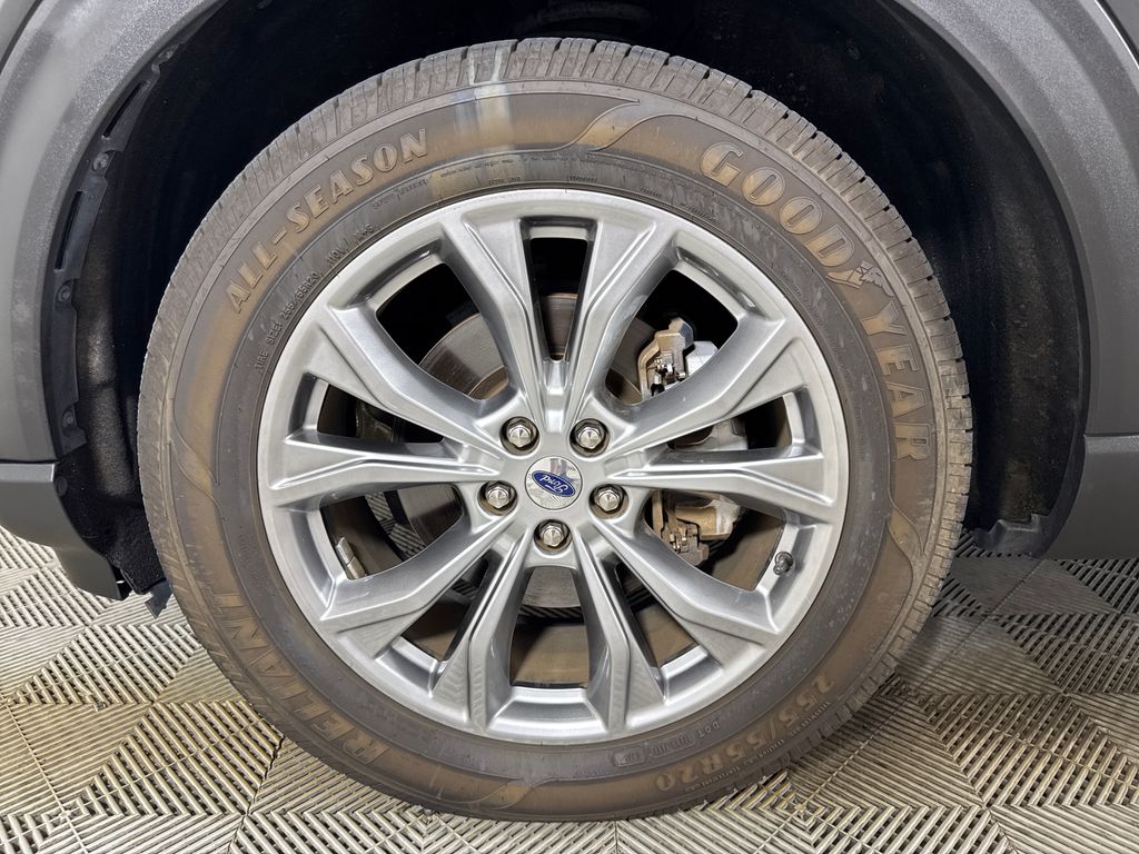 Certified Used 2020 Black Ford XLT image 13