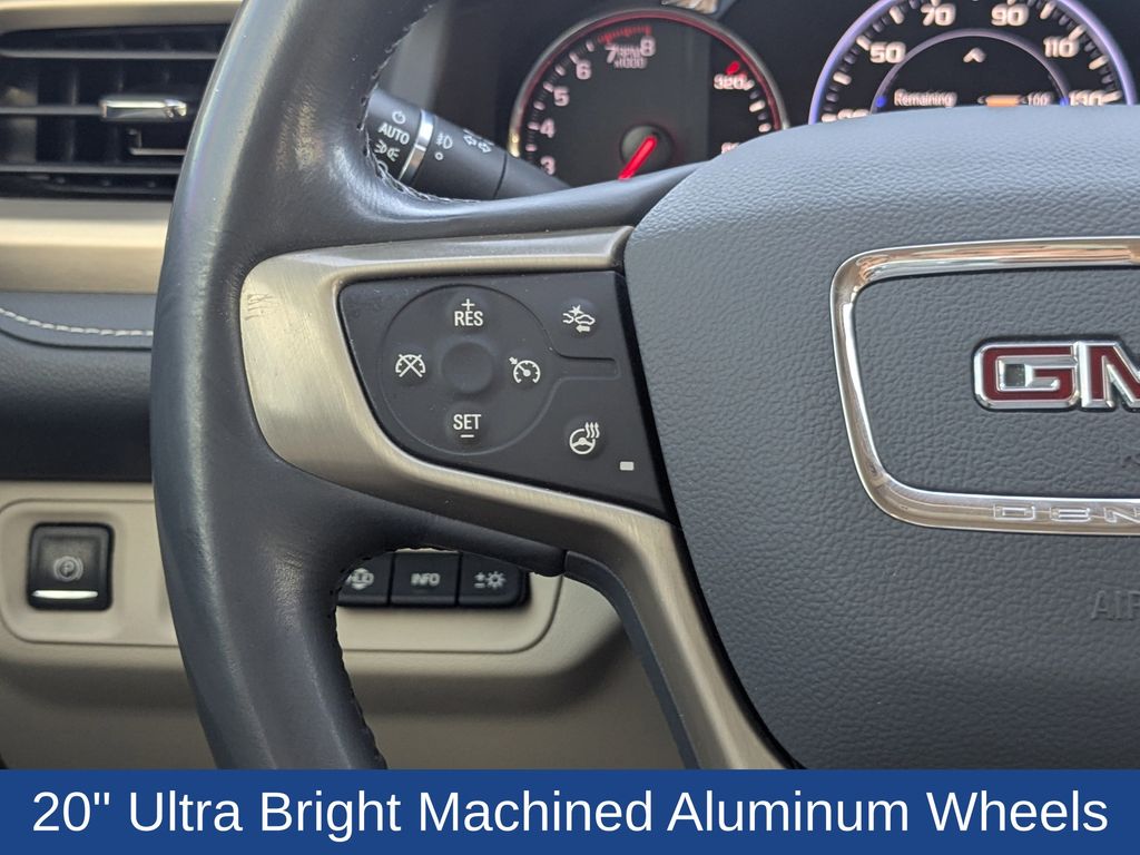 2021 GMC Acadia FWD Denali