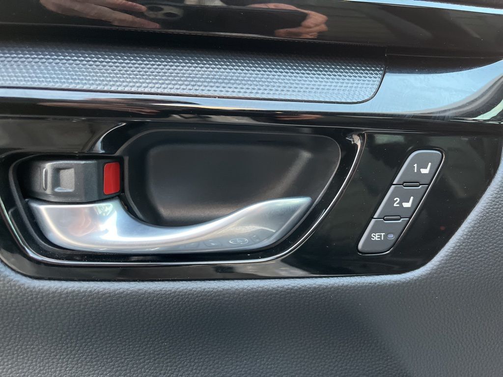 Thumbnail: 2023 Honda CR-V - 13