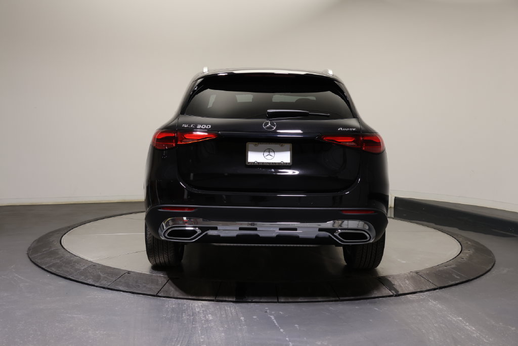 Thumbnail: 2026 Mercedes-Benz GLC - 6