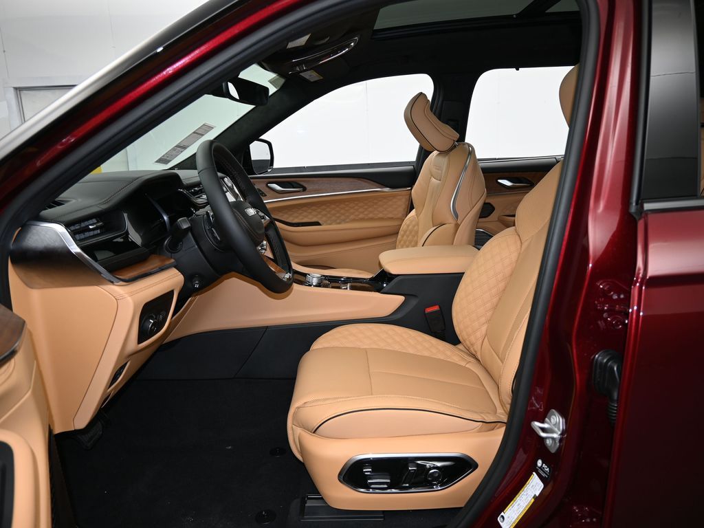 New 2025 Velvet Red Pearlcoat Jeep Summit image 11