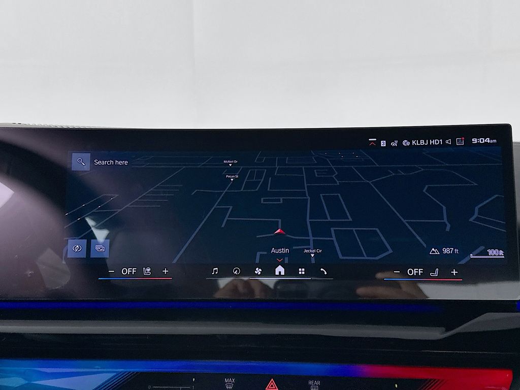 Thumbnail: 2026 BMW M5 - 12