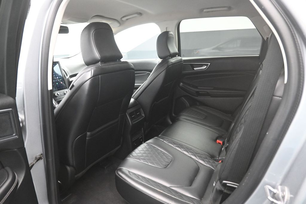 Used 2024 Ford Edge SUV
