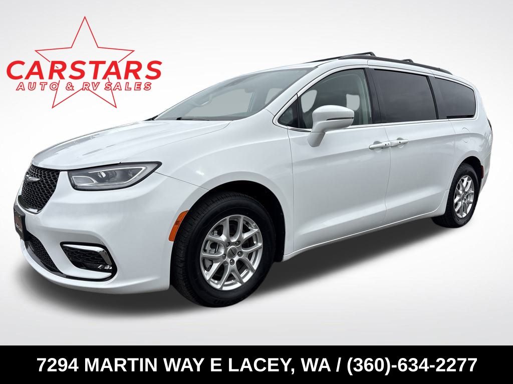 2022 Bright White Clearcoat Chrysler Pacifica Touring L Van