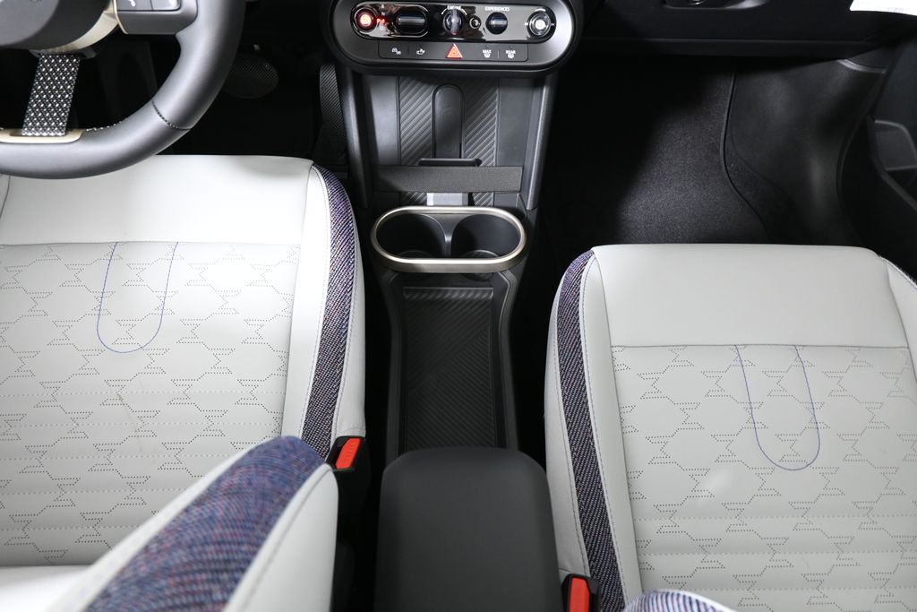 Thumbnail: 2026 MINI Cooper - 25