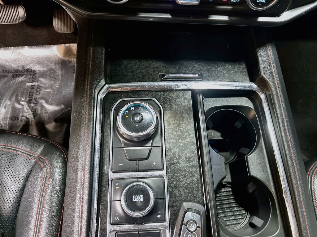 Used 2022 Black Metallic Ford Limited image 17