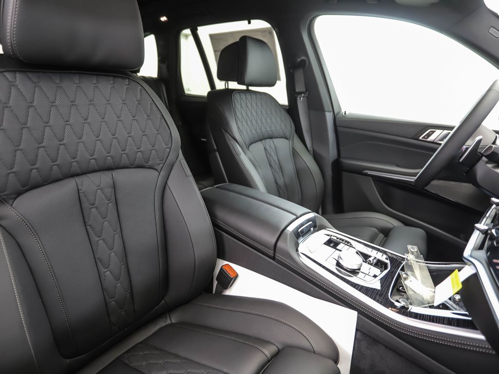 Thumbnail: 2026 BMW X5 - 31