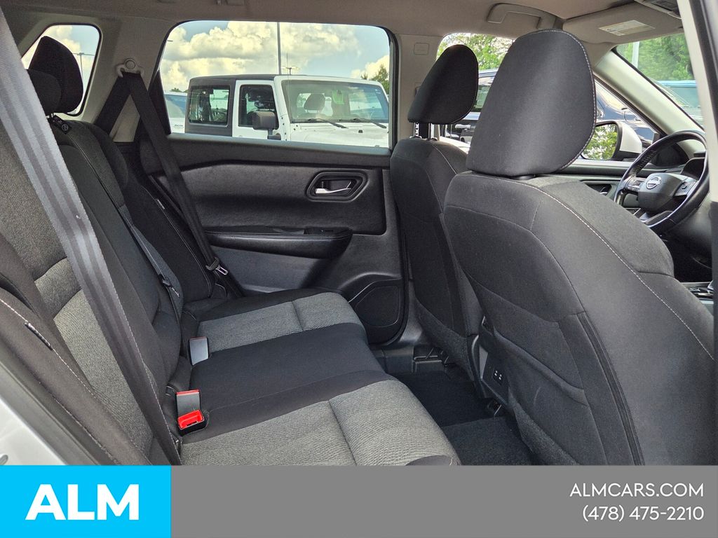Used 2025 Silver Nissan SV image 18