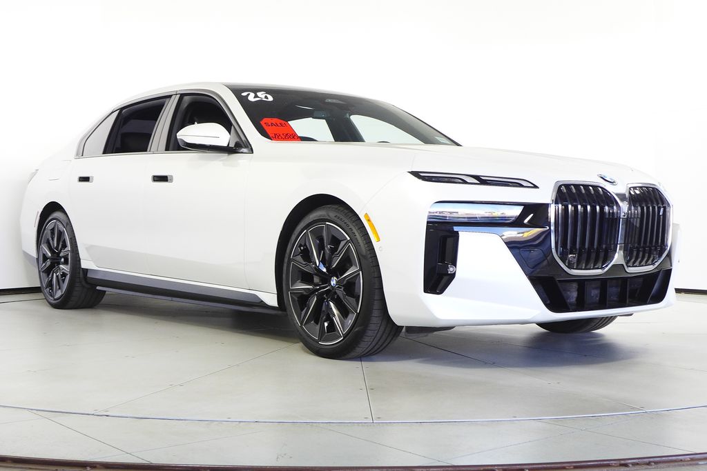 Thumbnail: 2025 BMW i7 - 4
