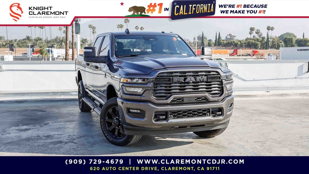 2025 RAM 2500 Big Horn Crew Cab 4WD